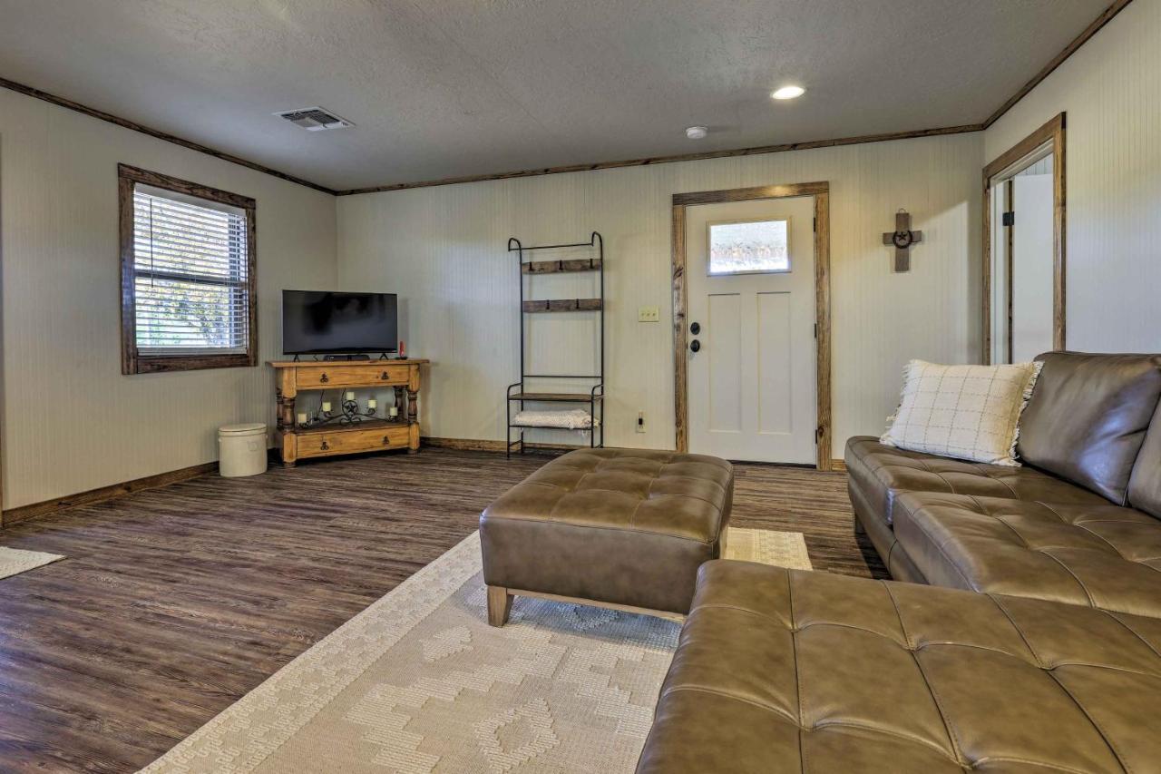 Cozy Fredericksburg Studio Near Wineries! Eksteriør billede